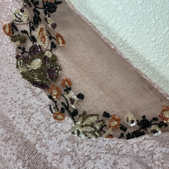 Anthropologie Let Me Be Mini Dress Sequin Floral Pink Size XS - Picture 6 of 10